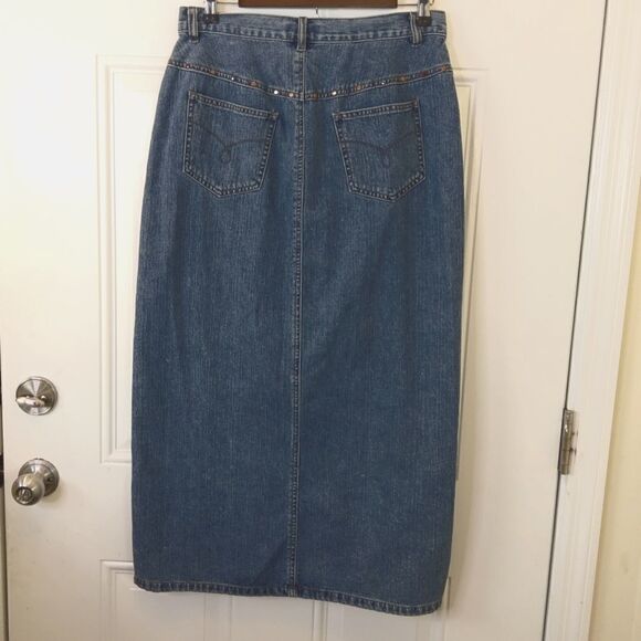 French Cuff blue denim maxi skirt with front split studs and rhinestones - Picture 7 of 12